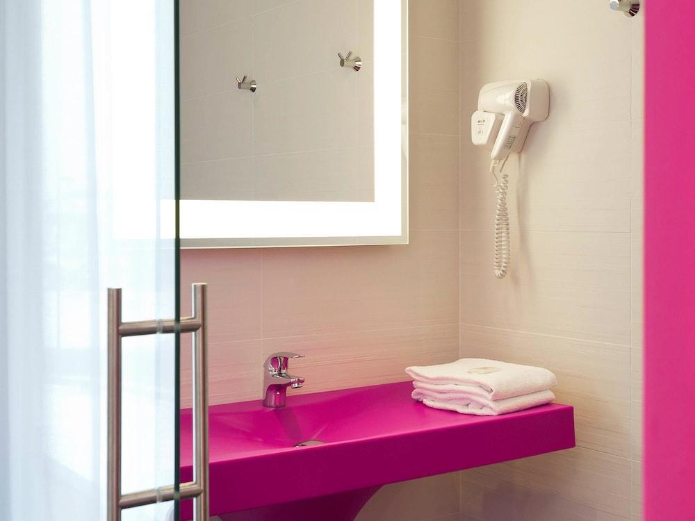 Ibis Styles Nivelles Hotel Eksteriør billede